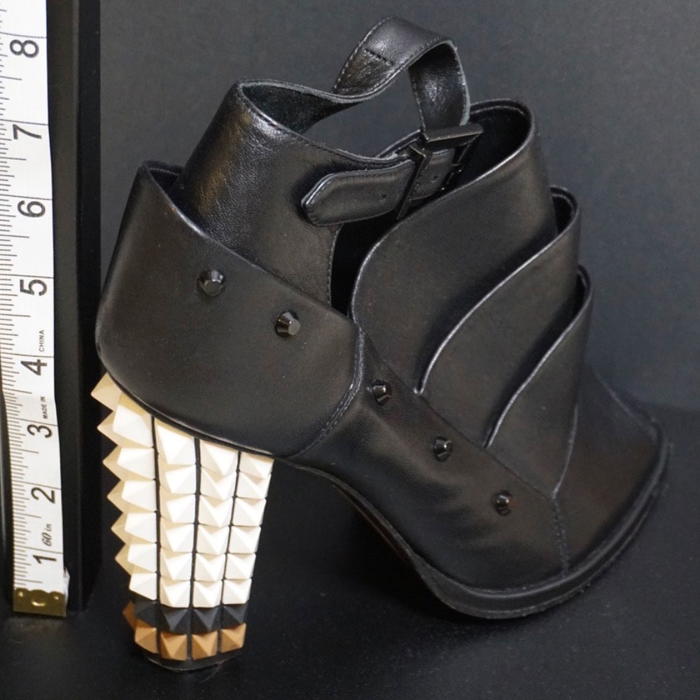 Fendi Black Leather Spiked Heel Booties - Picture 5 of 8